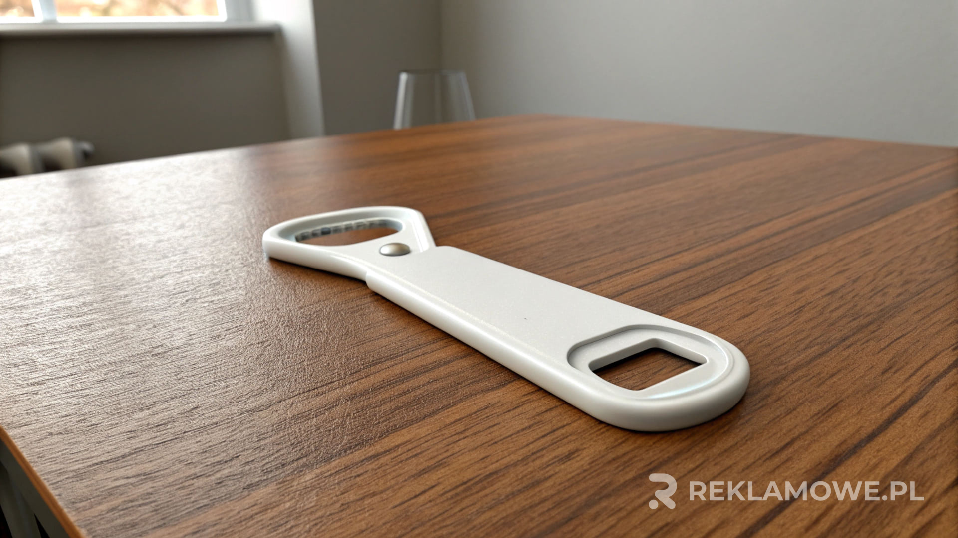 Reklamowe otwieracze do butelek różnych producentów